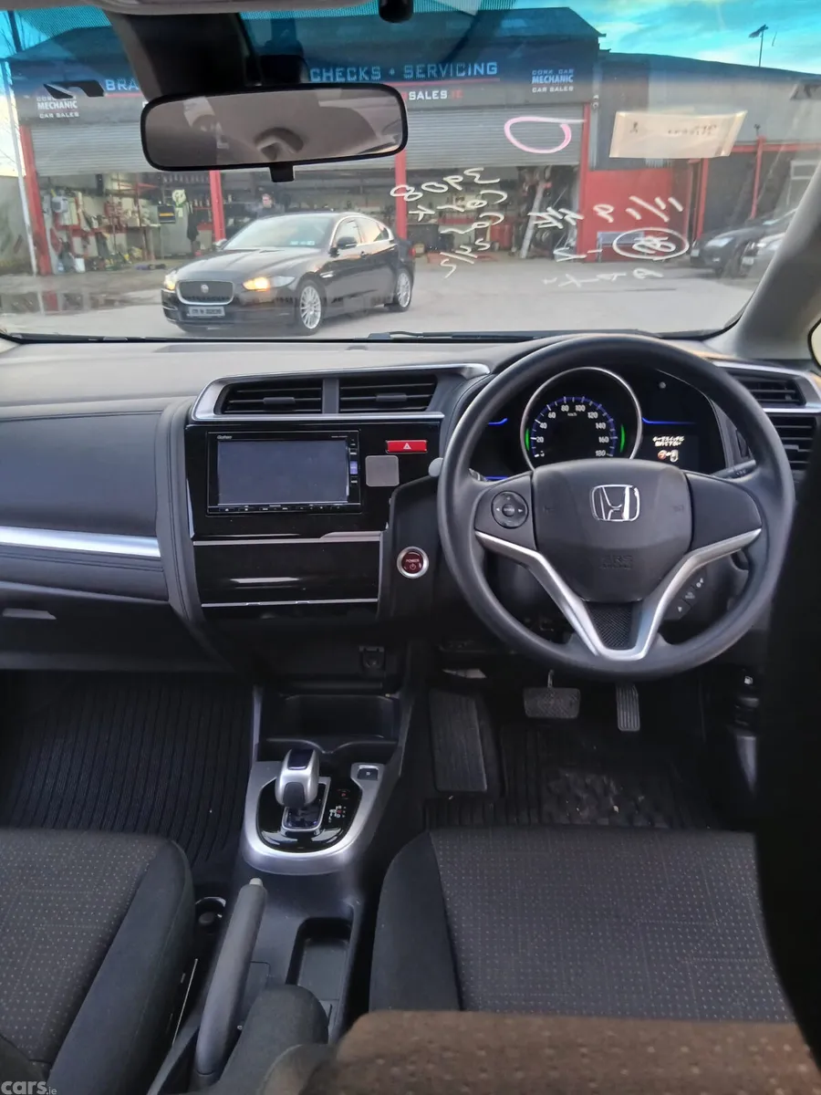 Honda Fit Hatchback, Petrol Hybrid, 2018, Silver