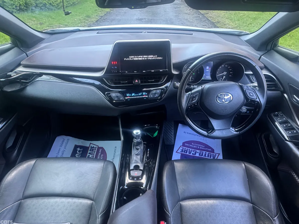 Toyota C-HR SUV, Petrol Hybrid, 2018, White