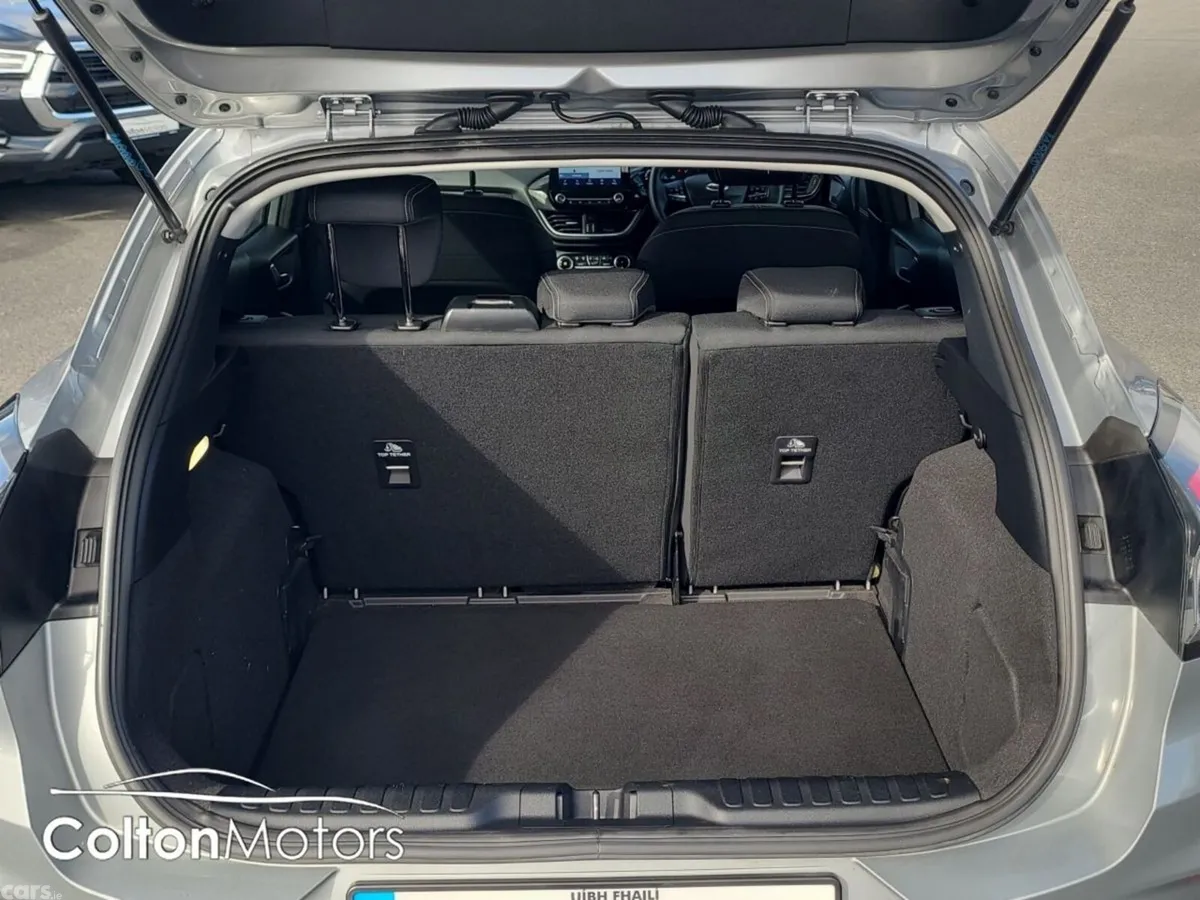 Ford Puma MPV, Petrol Hybrid, 2022, Grey