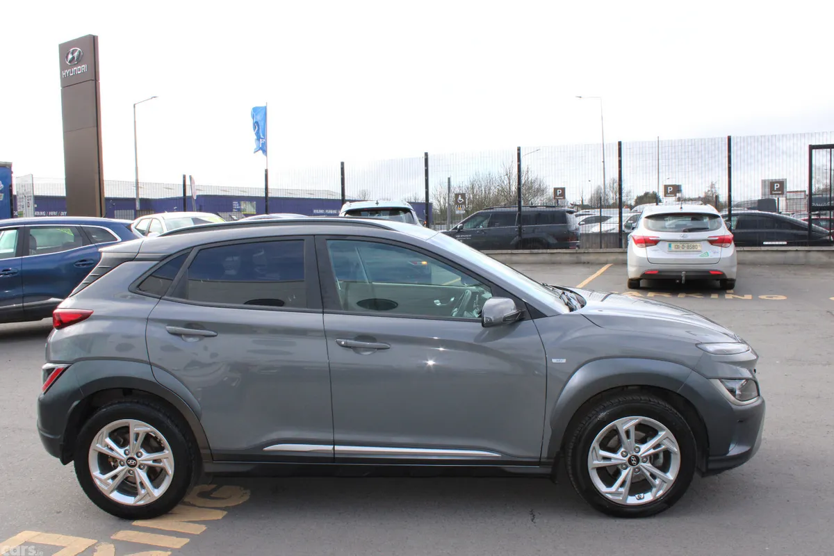 Hyundai KONA MPV, Diesel, 2021, Grey