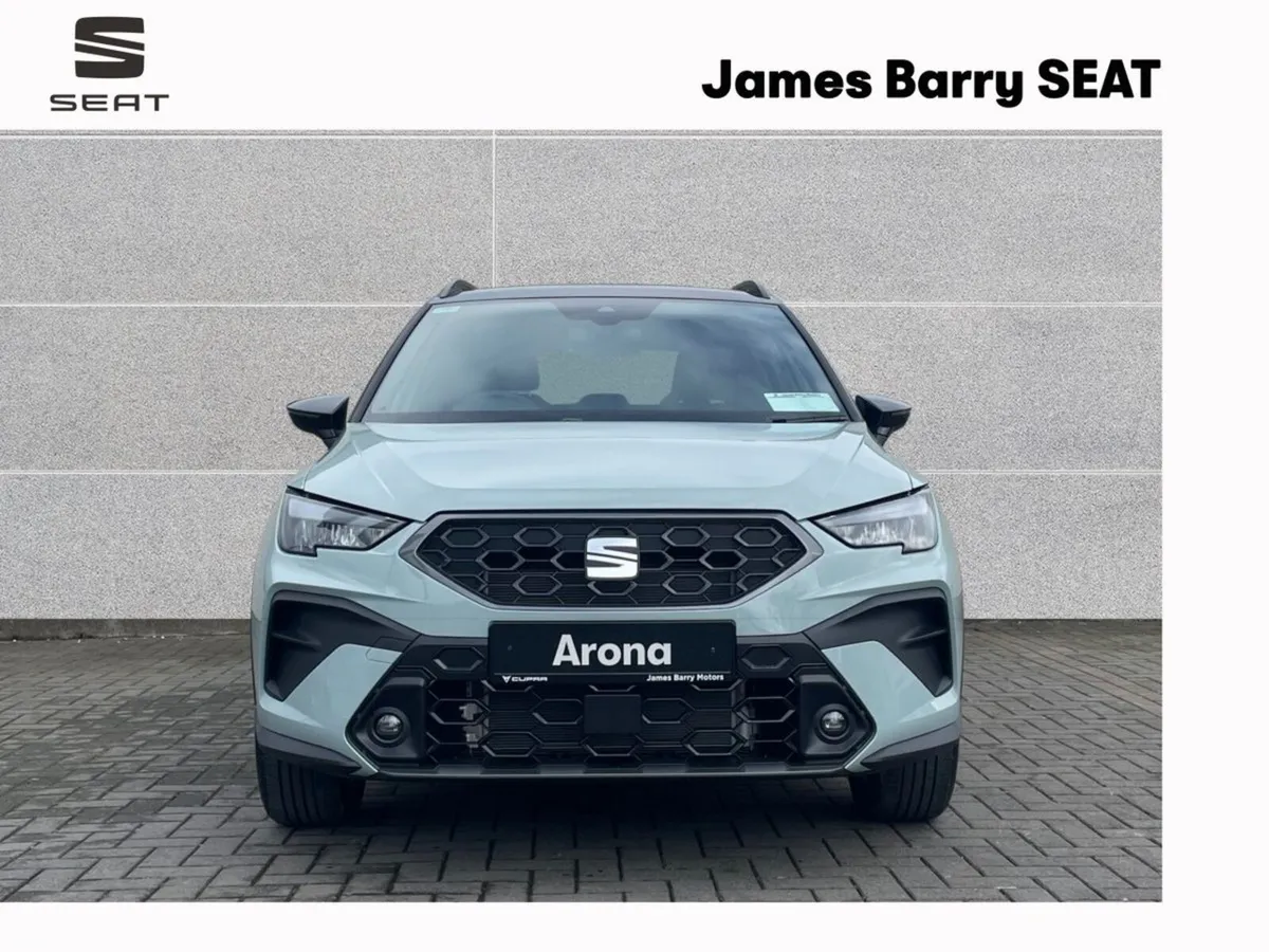 SEAT Arona SUV, Petrol, 2027, 