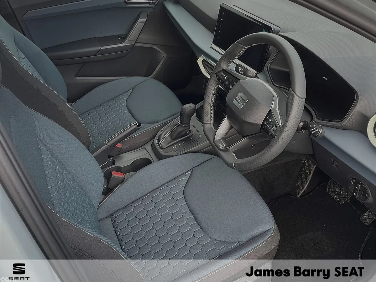 SEAT Arona SUV, Petrol, 2027, 