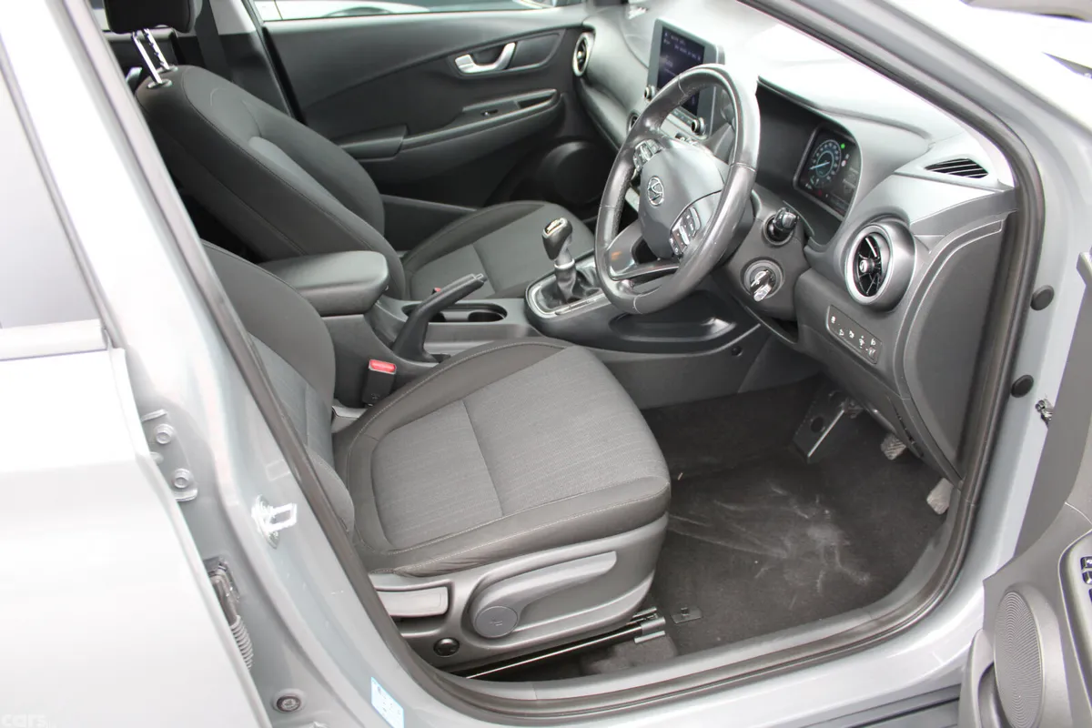 Hyundai KONA MPV, Diesel, 2021, Grey