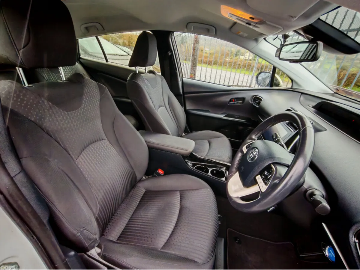 Toyota Prius Hatchback, Petrol Plug-in Hybrid, 2018, White