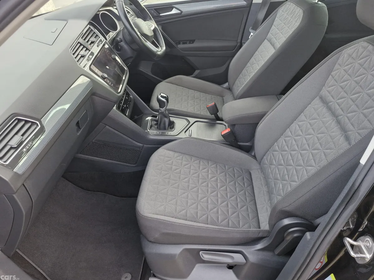 Volkswagen Tiguan SUV, Diesel, 2023, Black