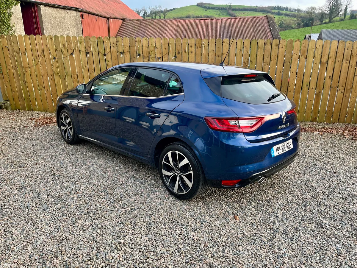Renault Megane Hatchback, Diesel, 2019, Blue