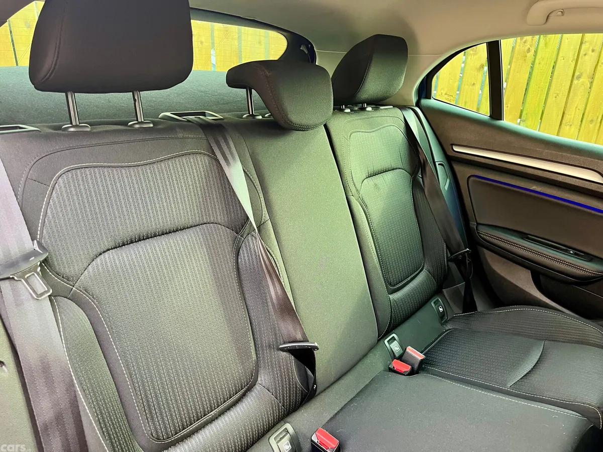Renault Megane Hatchback, Diesel, 2019, Blue
