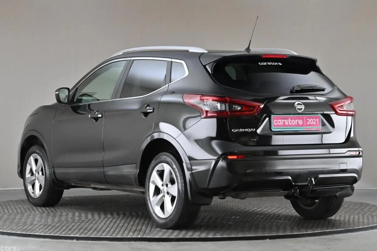Nissan Qashqai SUV, Diesel, 2021, Black