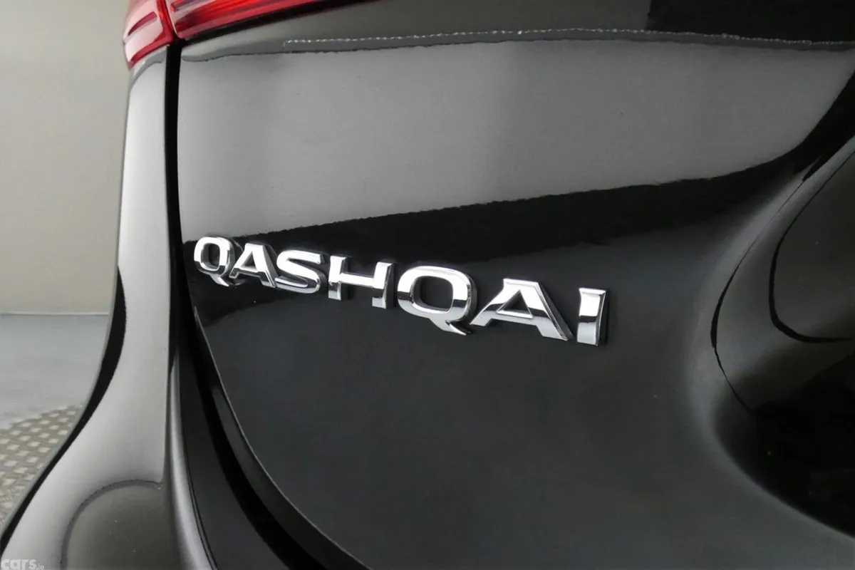 Nissan Qashqai SUV, Diesel, 2021, Black
