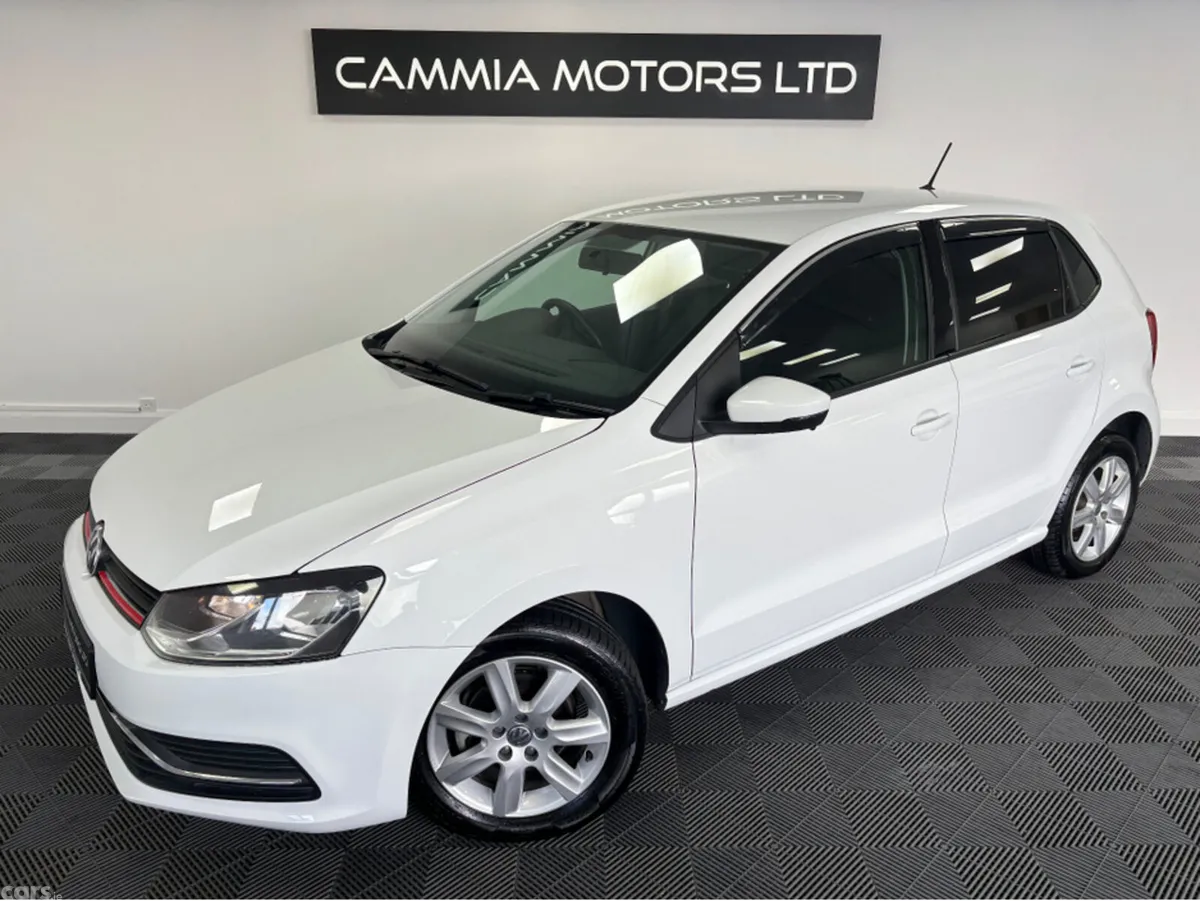 Volkswagen Polo Hatchback, Petrol, 2016, White