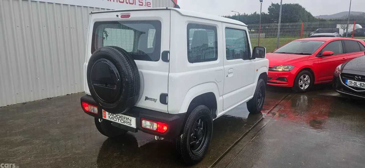Suzuki Jimny MPV, Petrol, 2024, White