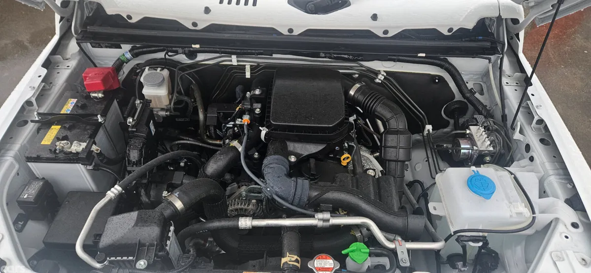Suzuki Jimny MPV, Petrol, 2024, White