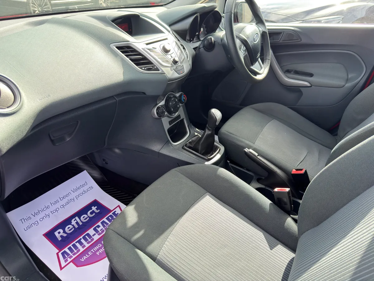 Ford Fiesta Hatchback, Petrol, 2010, Red