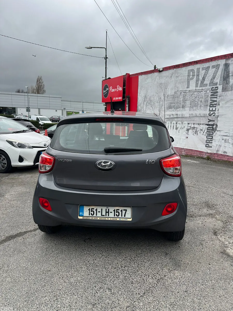 Hyundai i10 Hatchback, Petrol, 2015, Grey
