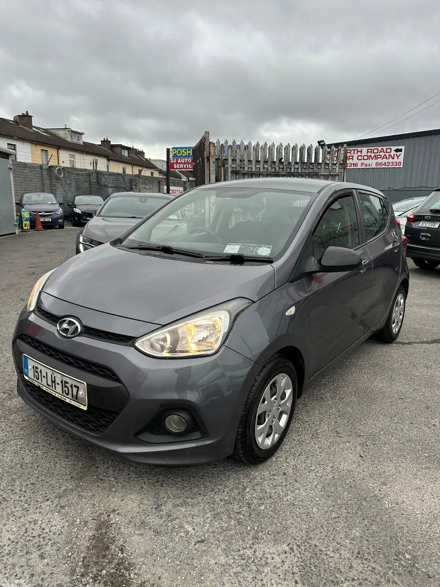 Hyundai i10 Hatchback, Petrol, 2015, Grey