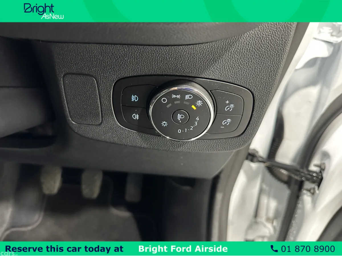 Ford Puma MPV, Petrol Hybrid, 2023, White