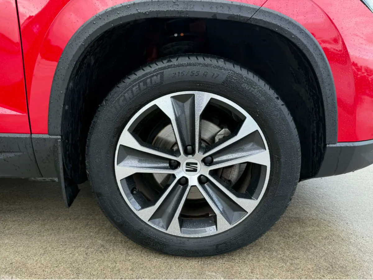 SEAT Ateca Estate, Petrol, 2023, Red