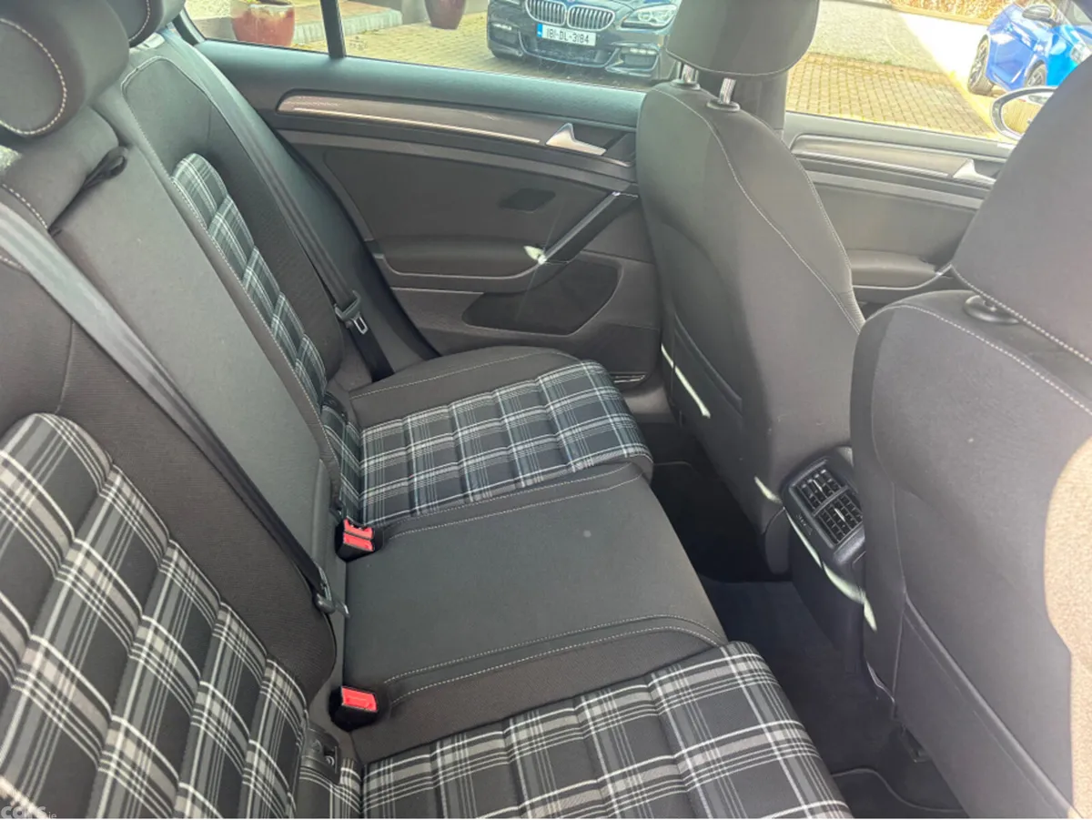 Volkswagen Golf Hatchback, Diesel, 2018, Black