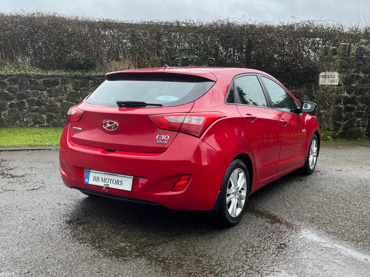 Hyundai i30 Hatchback, Diesel, 2014, Red