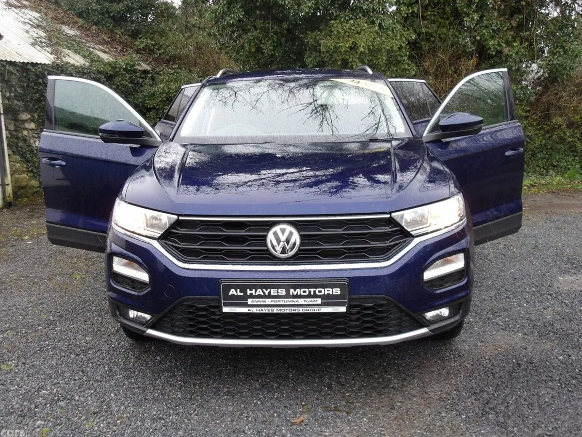 Volkswagen T-Roc SUV, Diesel, 2019, Blue