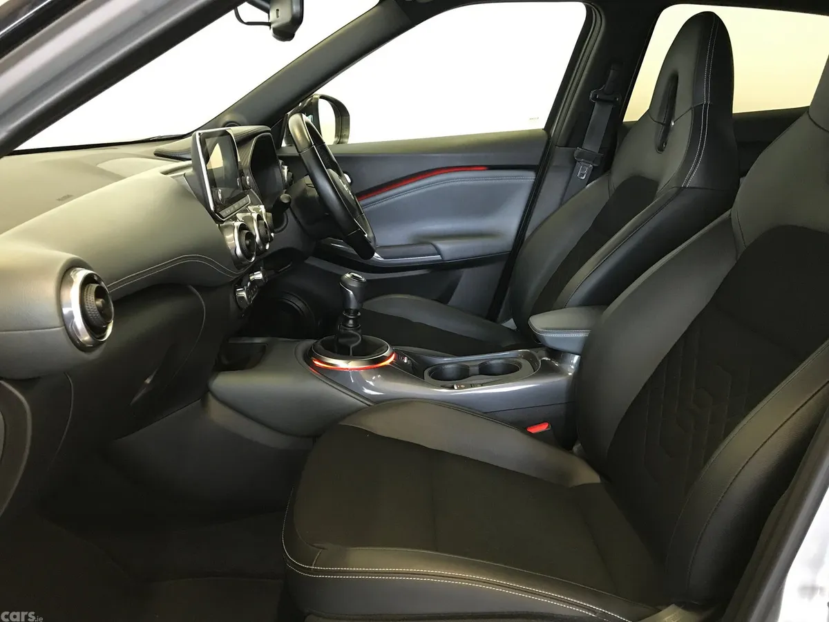 Nissan Juke SUV, Petrol, 2021, Grey
