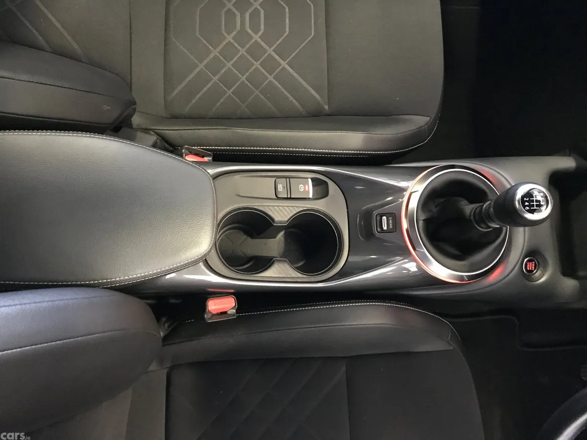 Nissan Juke SUV, Petrol, 2021, Grey