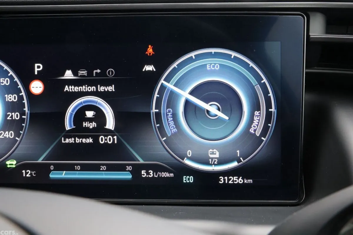 Hyundai Tucson SUV, Petrol Plug-in Hybrid, 2023, Red