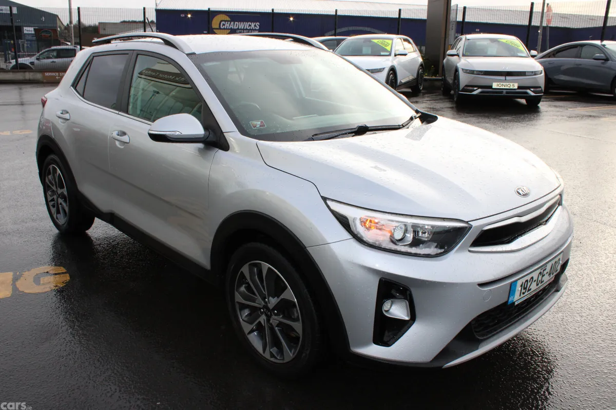 Kia Stonic Estate/Jeep, Petrol, 2019, Grey