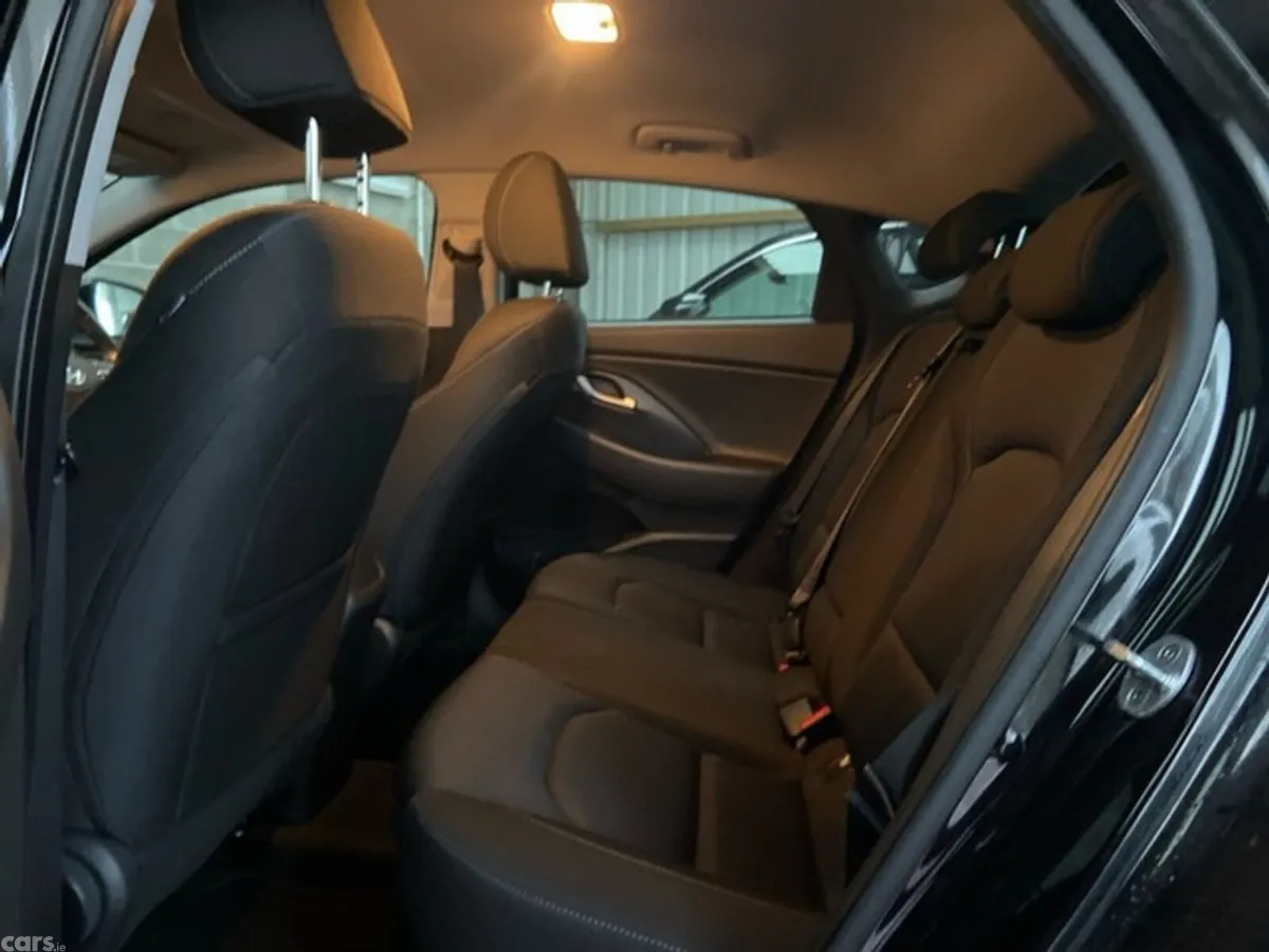 Hyundai i30 Hatchback, Petrol, 2018, Black