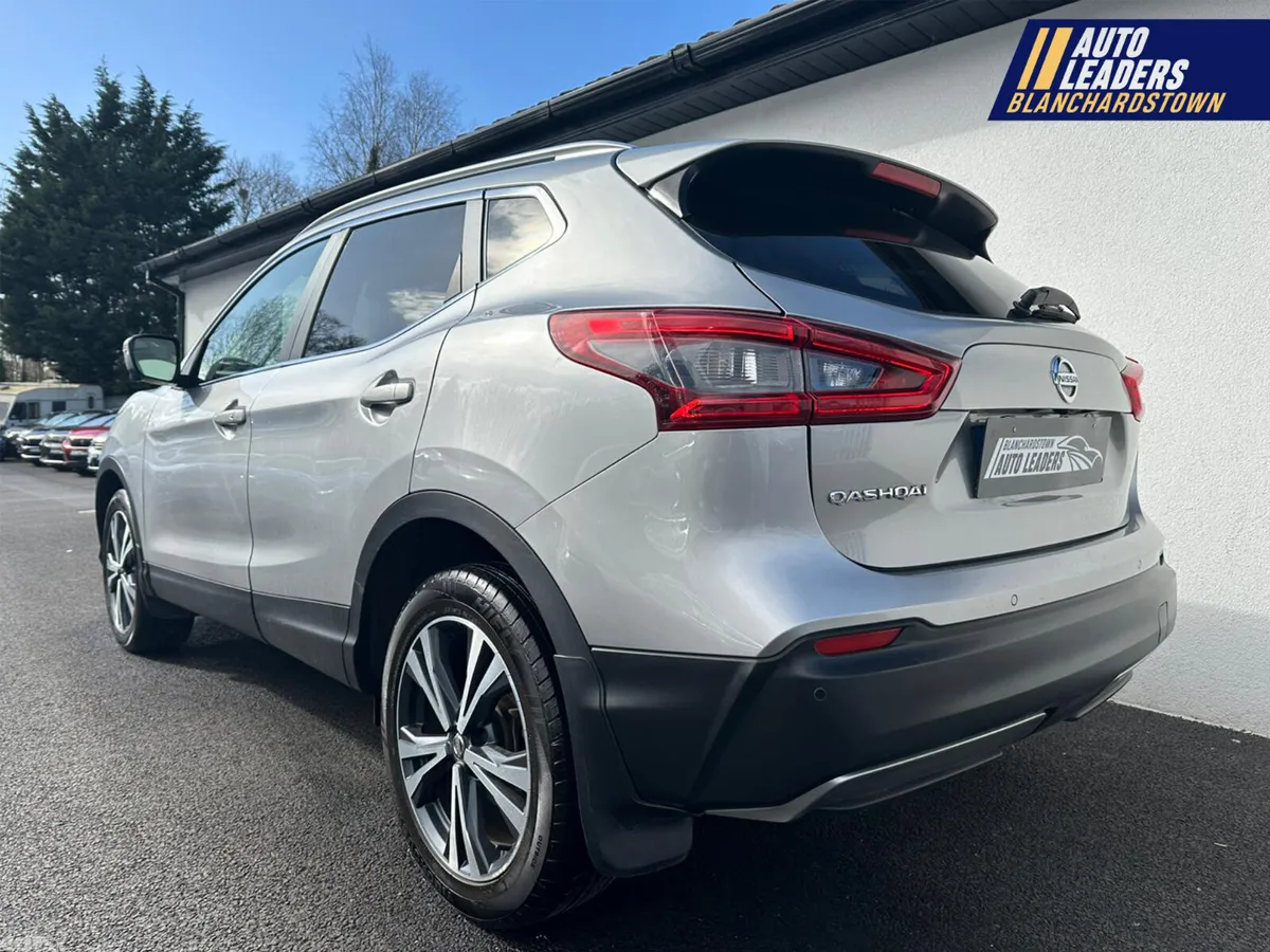 Nissan Qashqai SUV, Diesel, 2019, Grey