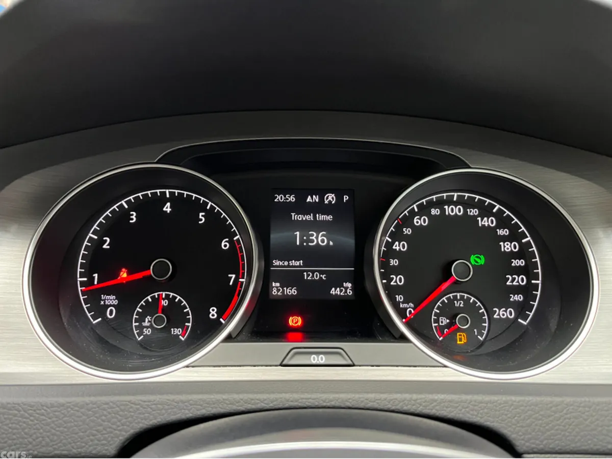Volkswagen Golf Hatchback, Petrol, 2017, Red