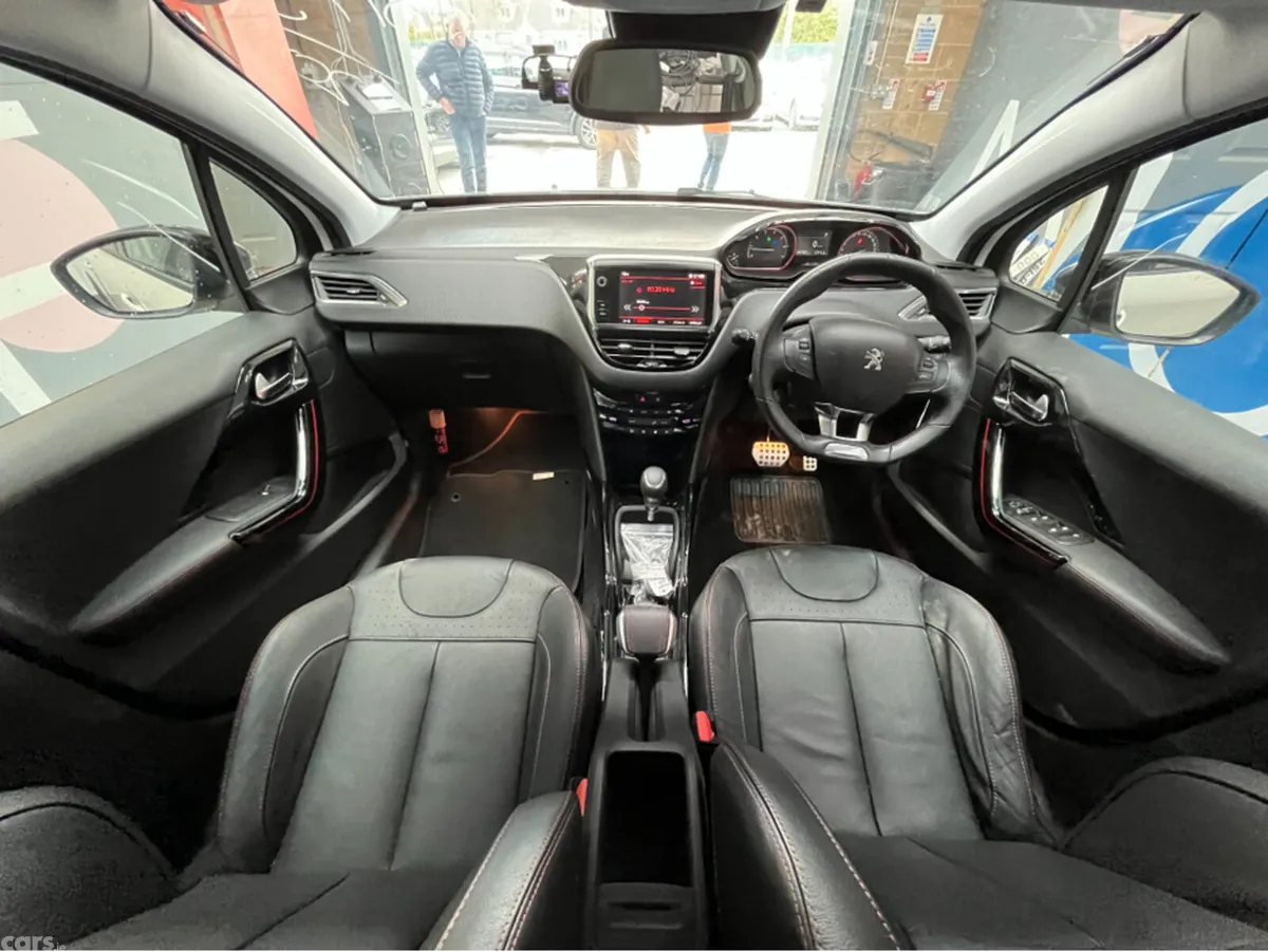 Peugeot 2008 SUV, Petrol, 2020, White
