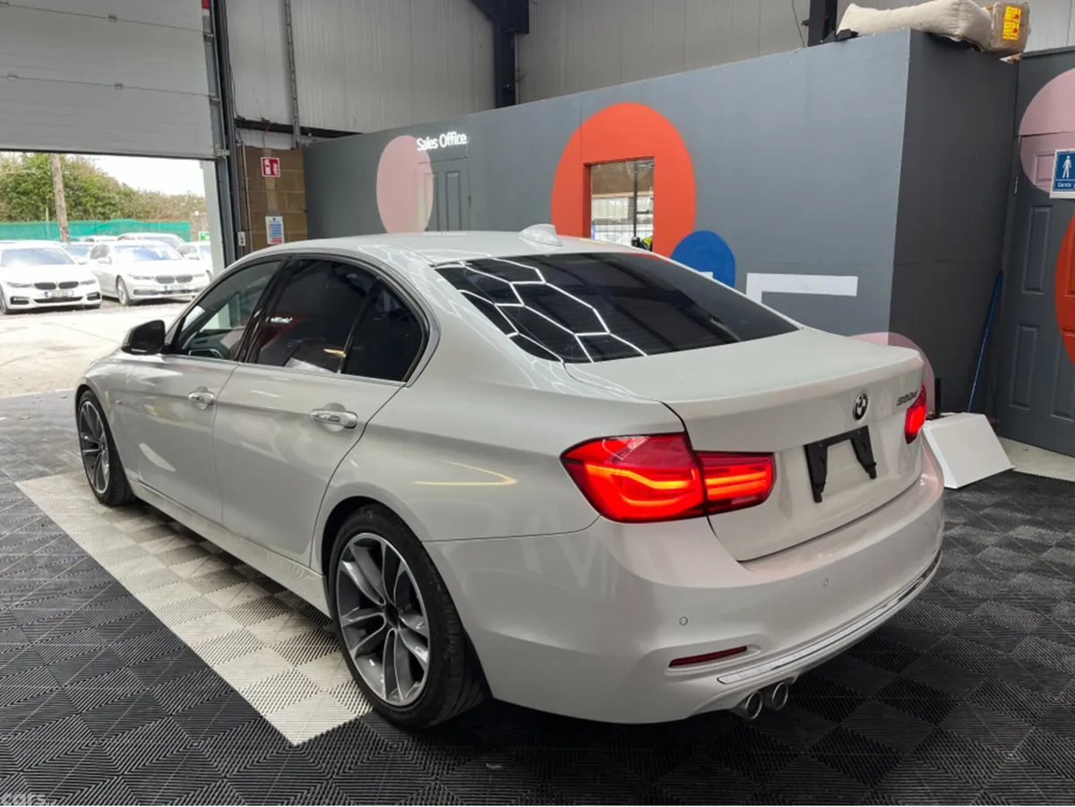BMW 3-Series Saloon, Diesel, 2017, White