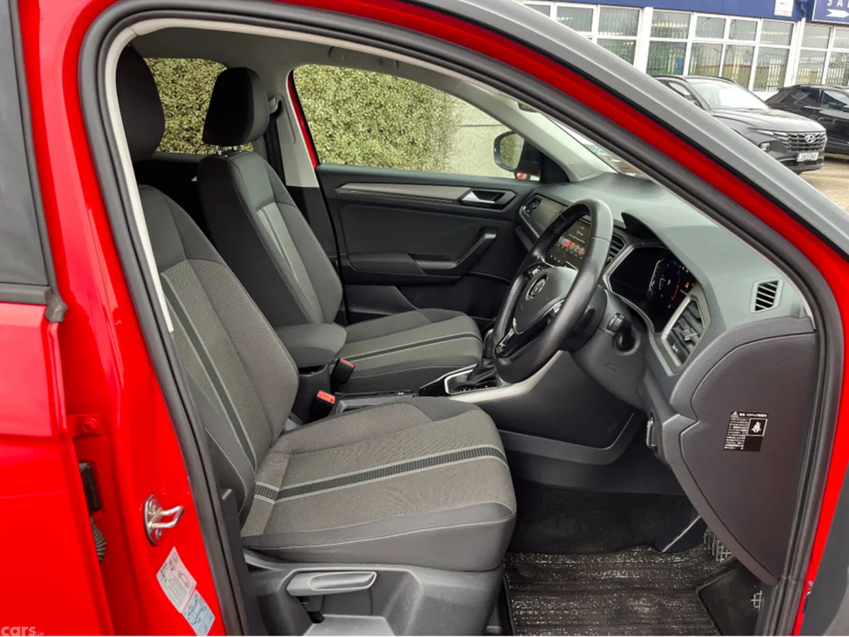 Volkswagen T-Roc SUV, Diesel, 2021, Red