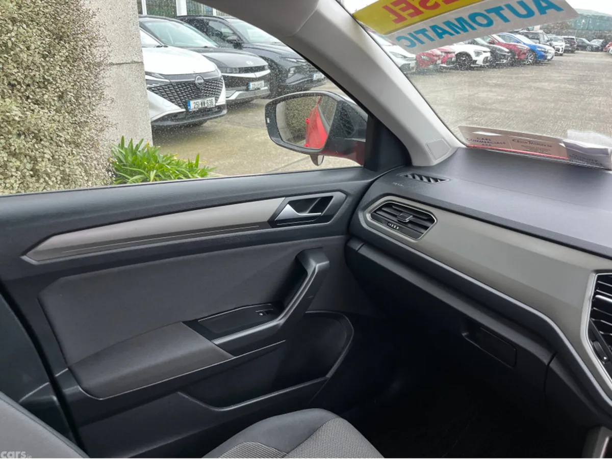 Volkswagen T-Roc SUV, Diesel, 2021, Red