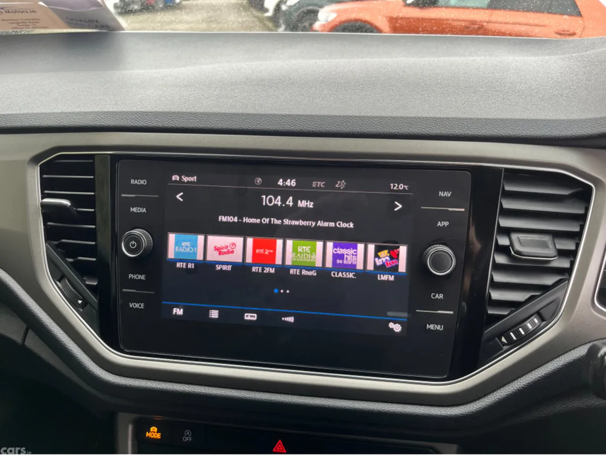 Volkswagen T-Roc SUV, Diesel, 2021, Red