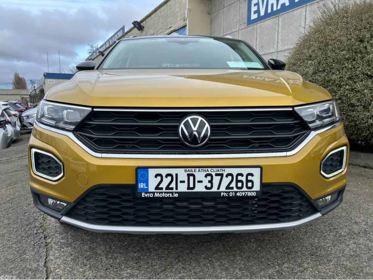 Volkswagen T-Roc SUV, Diesel, 2022, Gold