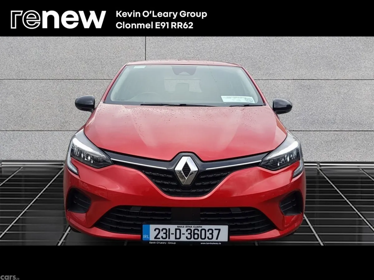 Renault Clio Hatchback, Petrol, 2023, Red