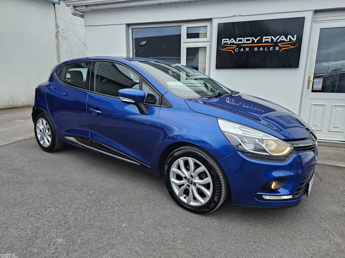 Renault Clio Hatchback, Petrol, 2019, Blue