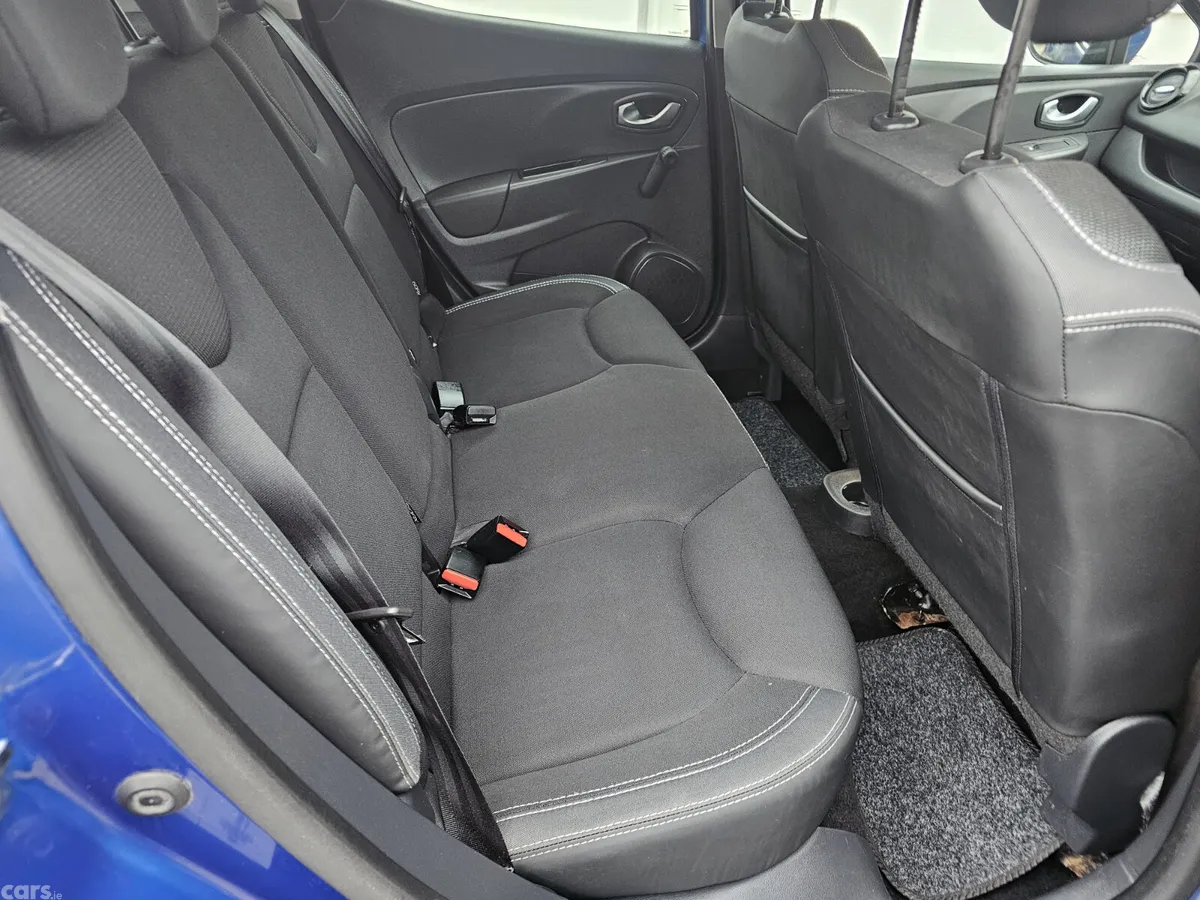 Renault Clio Hatchback, Petrol, 2019, Blue