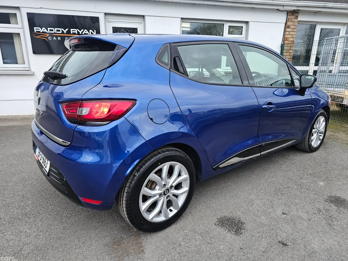 Renault Clio Hatchback, Petrol, 2019, Blue