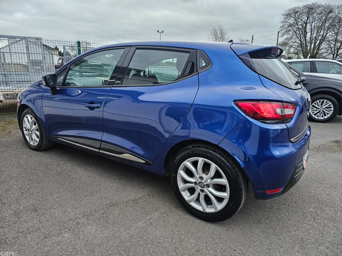 Renault Clio Hatchback, Petrol, 2019, Blue