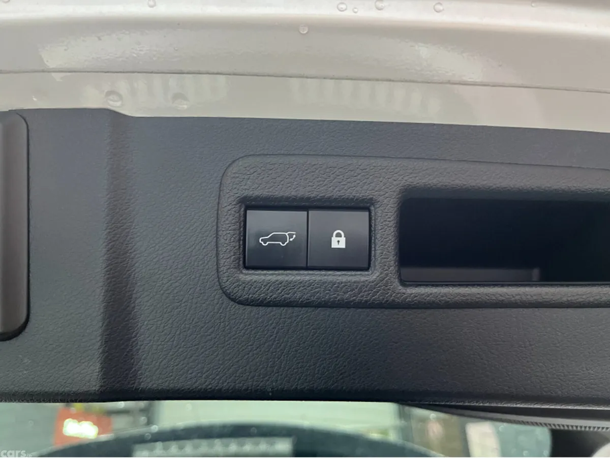 Lexus NX SUV, Petrol Hybrid, 2019, White