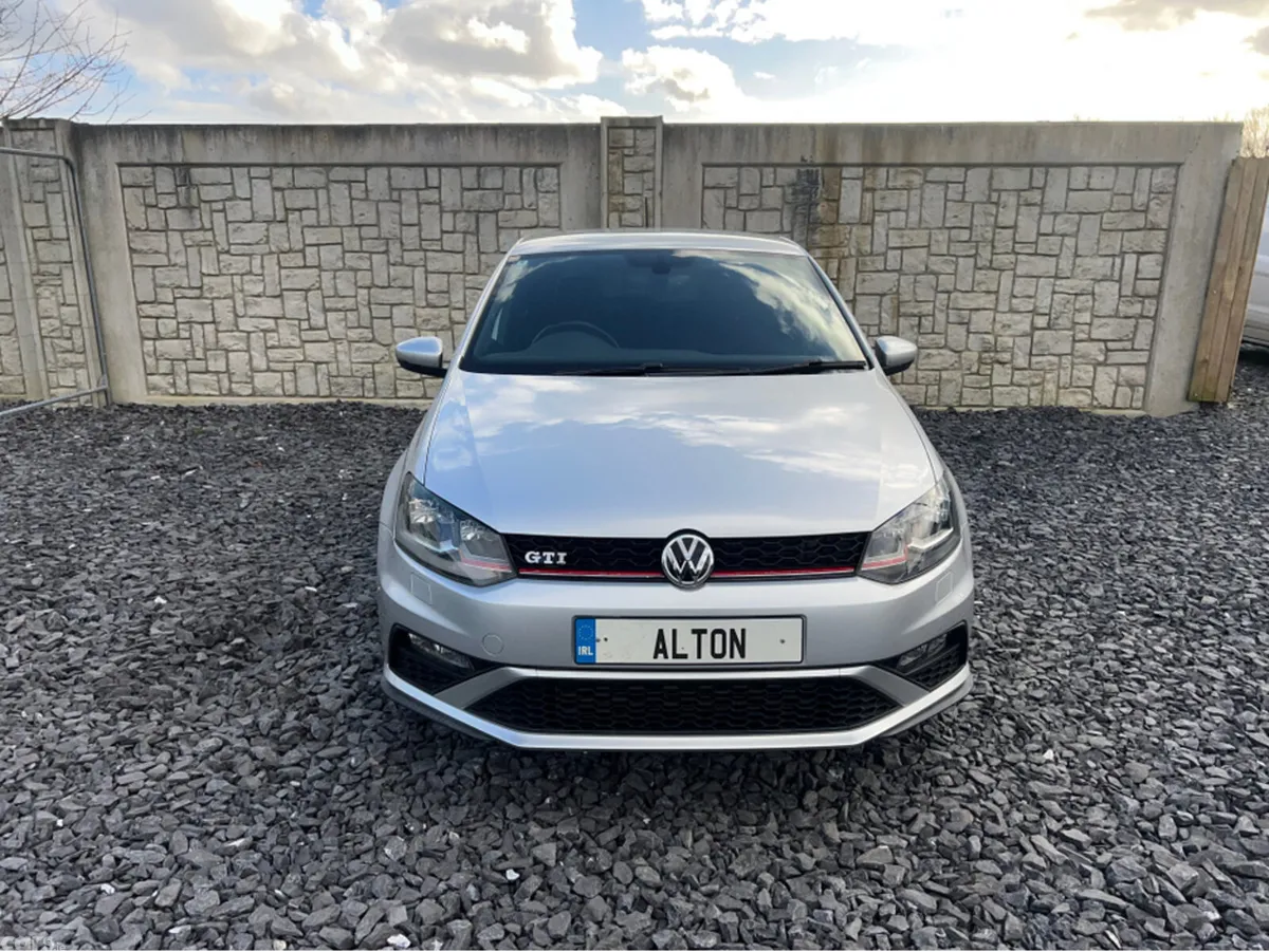 Volkswagen Polo Hatchback, Petrol, 2016, Silver
