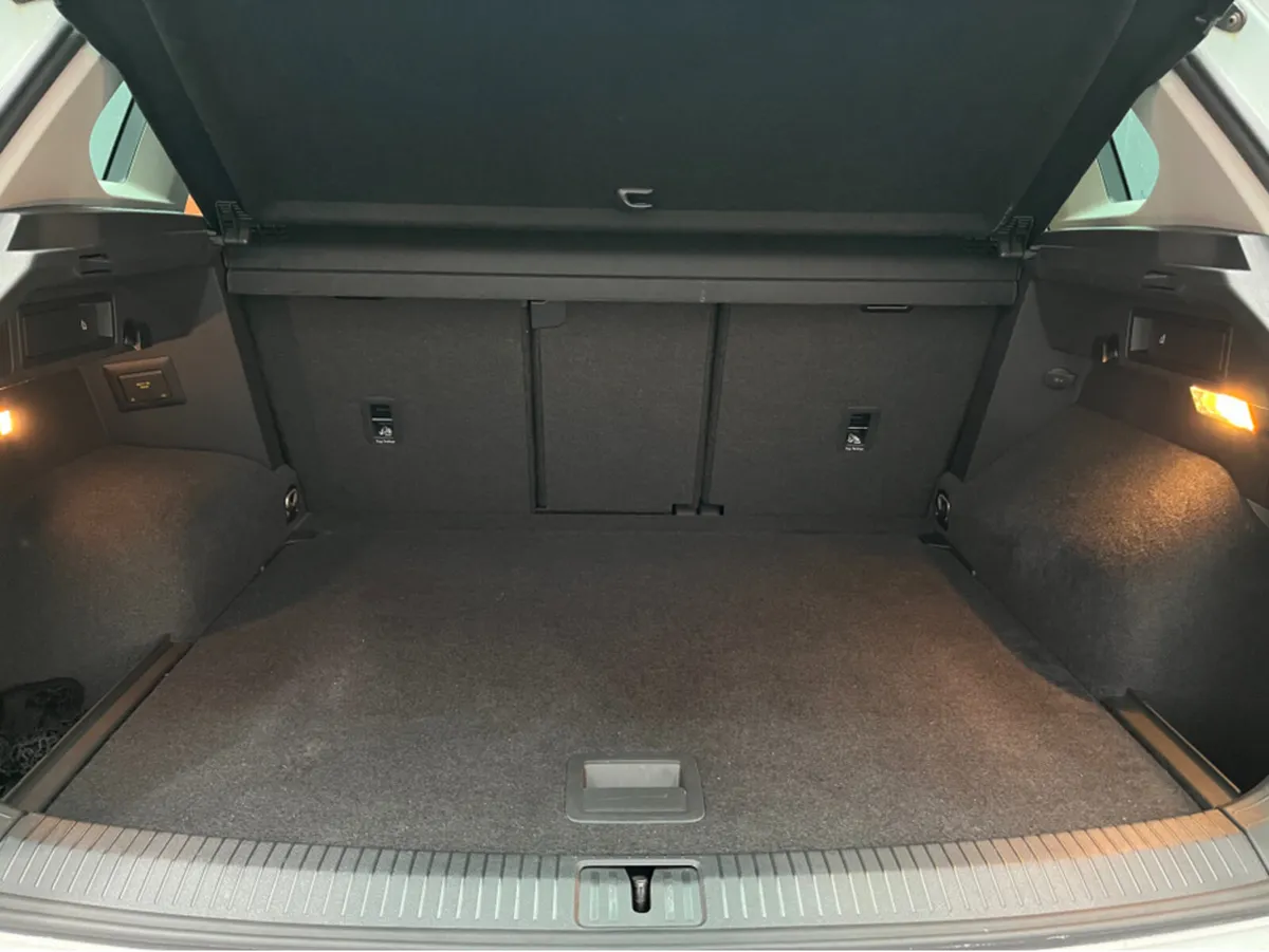Volkswagen Tiguan SUV, Diesel, 2018, White