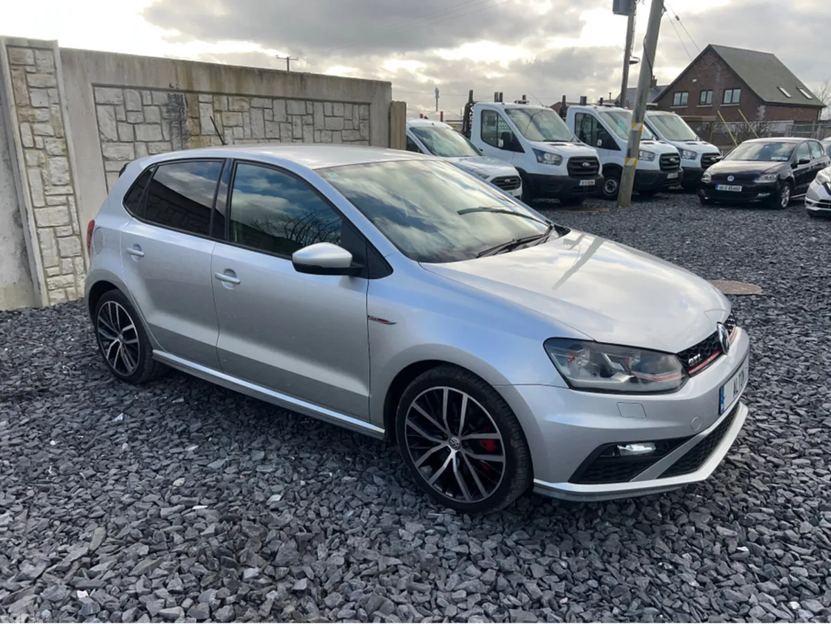 Volkswagen Polo Hatchback, Petrol, 2016, Silver