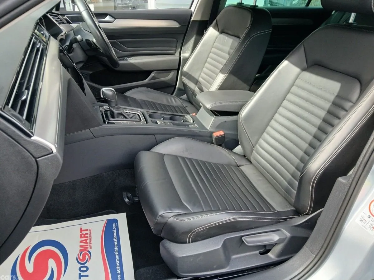 Volkswagen Passat Estate, Diesel, 2022, Silver