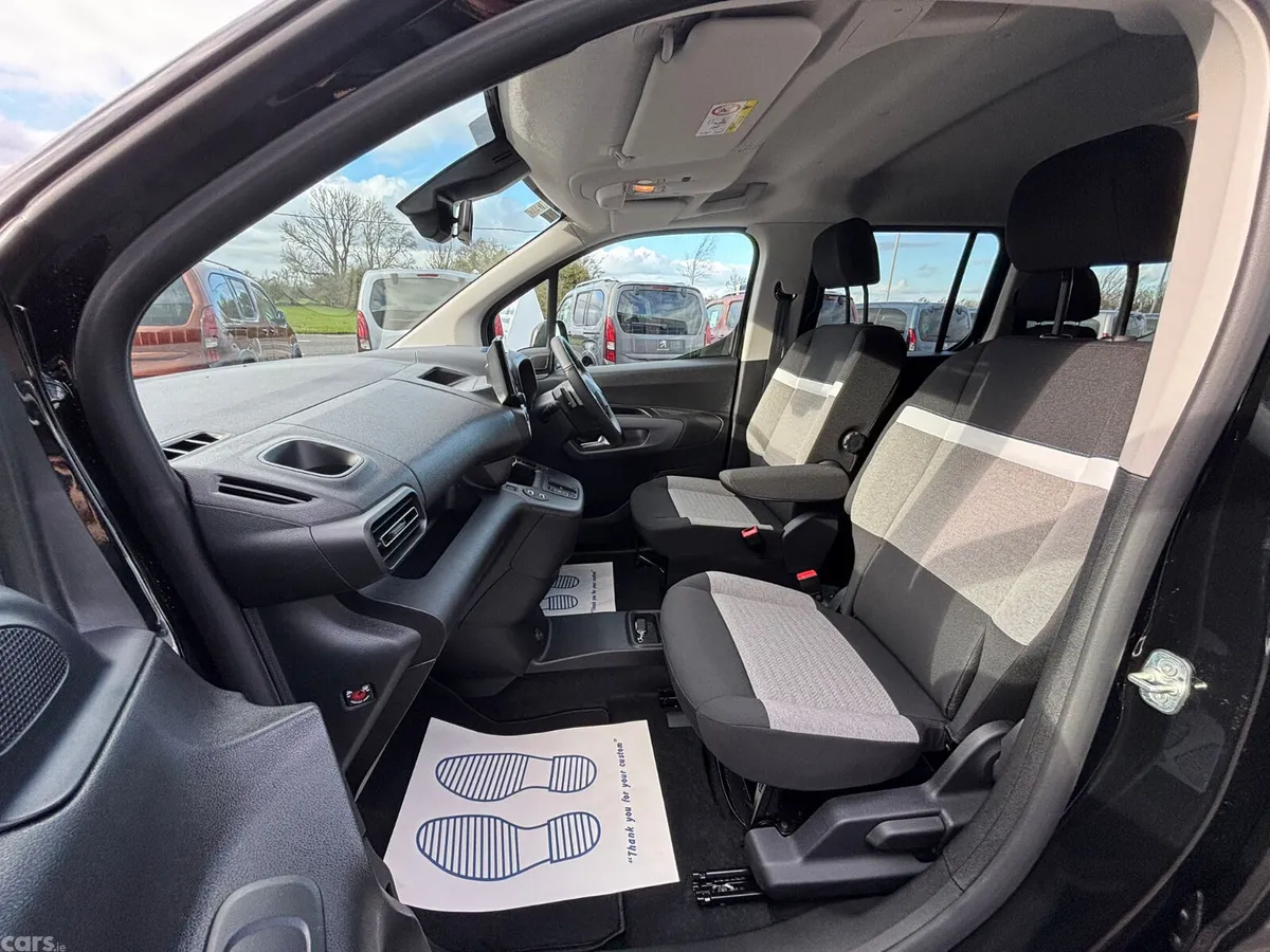 Citroen Berlingo MPV, Diesel, 2027, Black