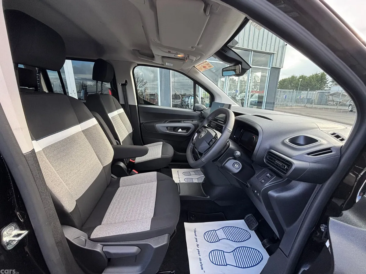 Citroen Berlingo MPV, Diesel, 2027, Black