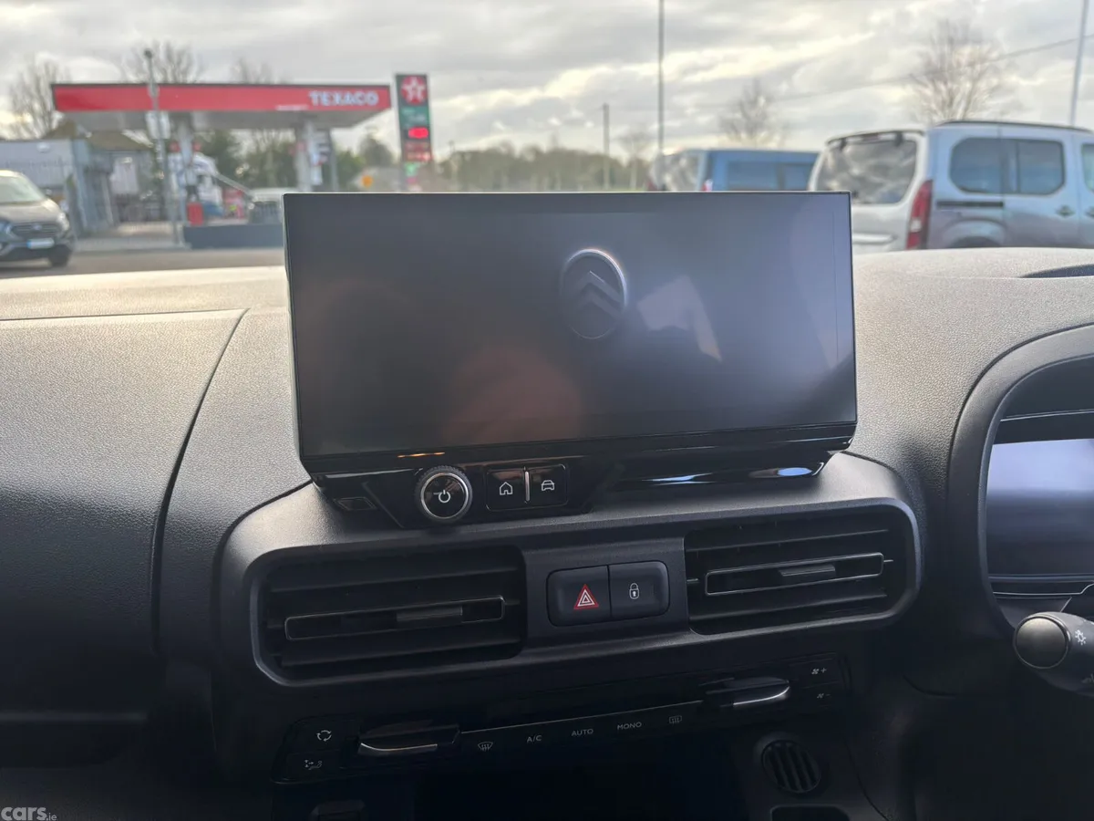 Citroen Berlingo MPV, Diesel, 2027, Black